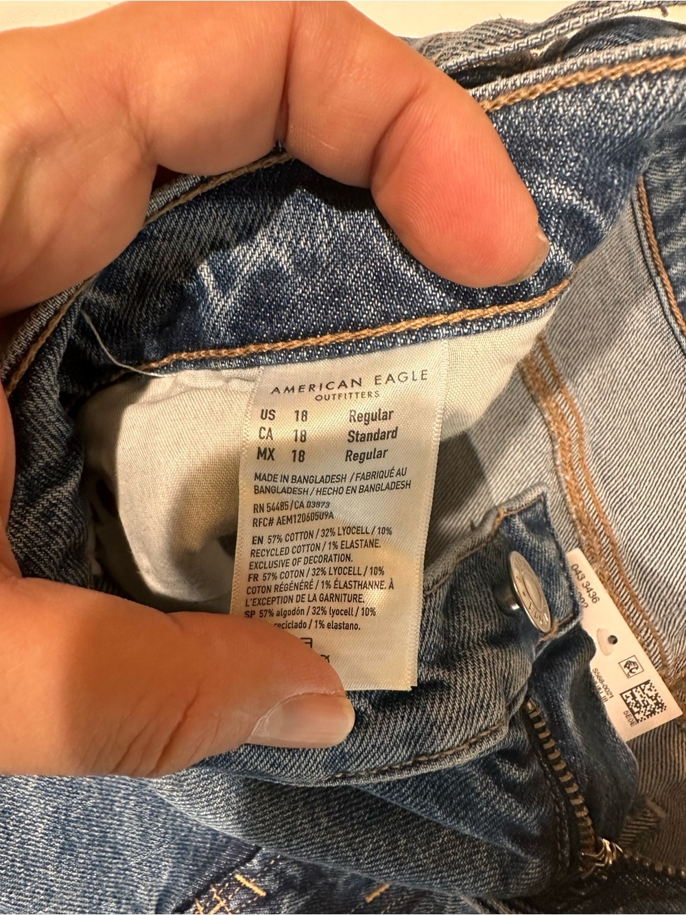 American Eagle Stretch Barrel Jeans Tinted Medium Stretch Size 18 (34W) - Picture 12 of 16